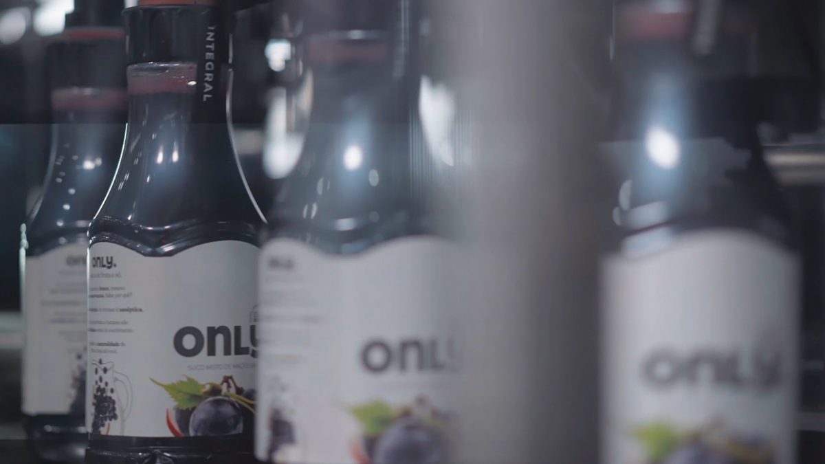 Krones fornece solução completa em linha asséptica para a Vinícola Panizzon