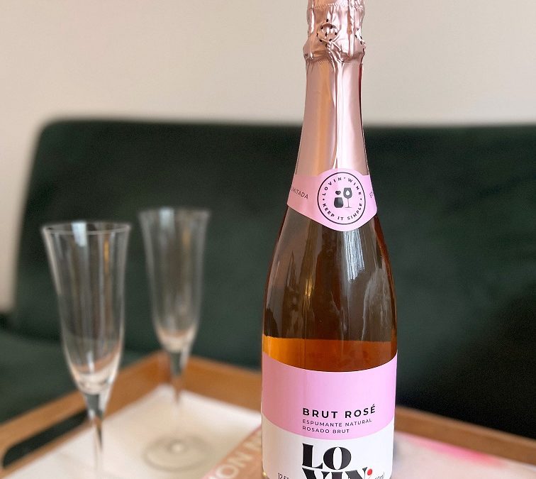 Lovin’ Wine lança garrafa exclusiva para o Dia das Mães